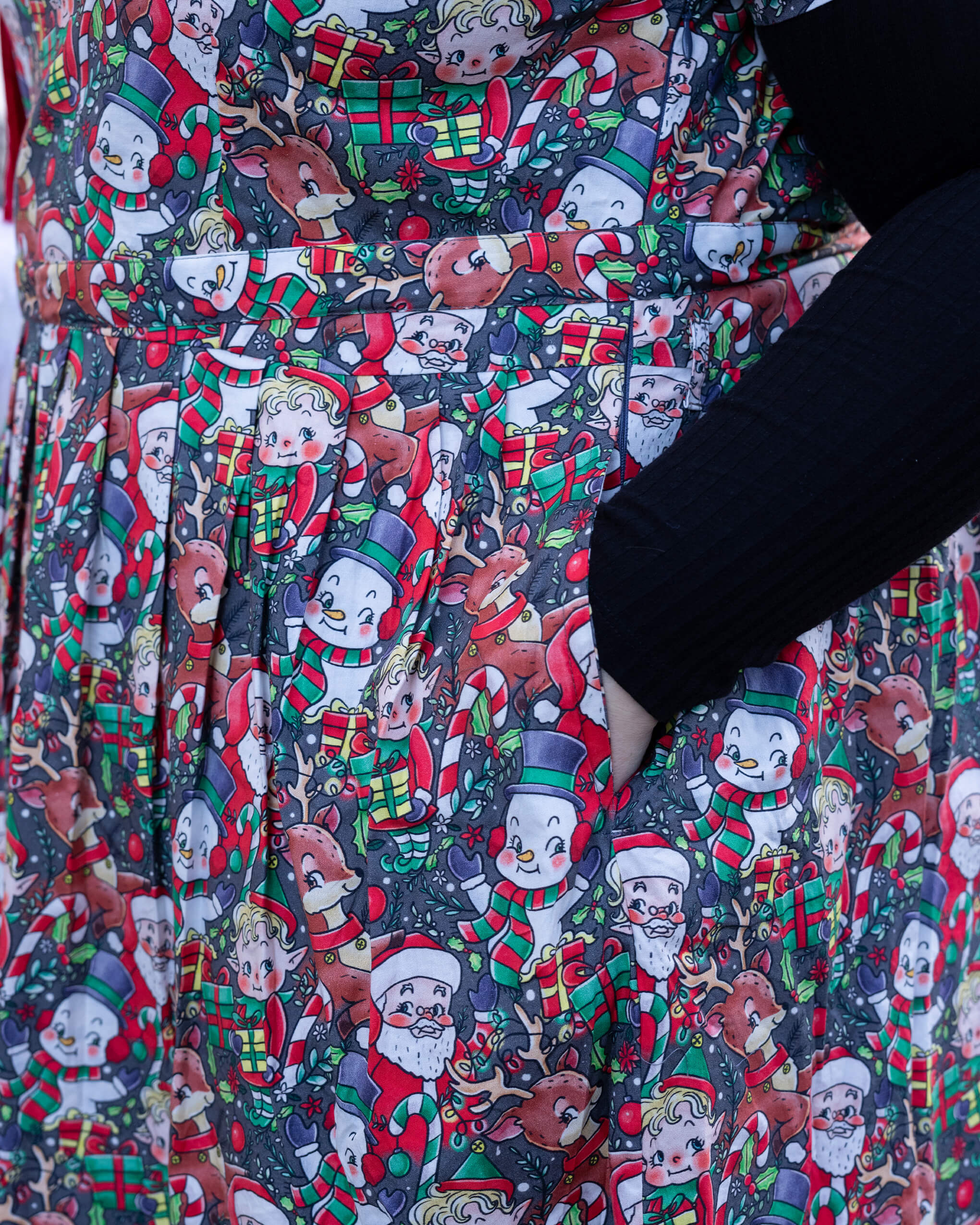 Festive: Christmas Cuties Stretch Belted Tea Dress with Pockets Run and Fly Festive: Christmas Cuties Stretch Belted Tea Dress with Pockets Run and Fly
