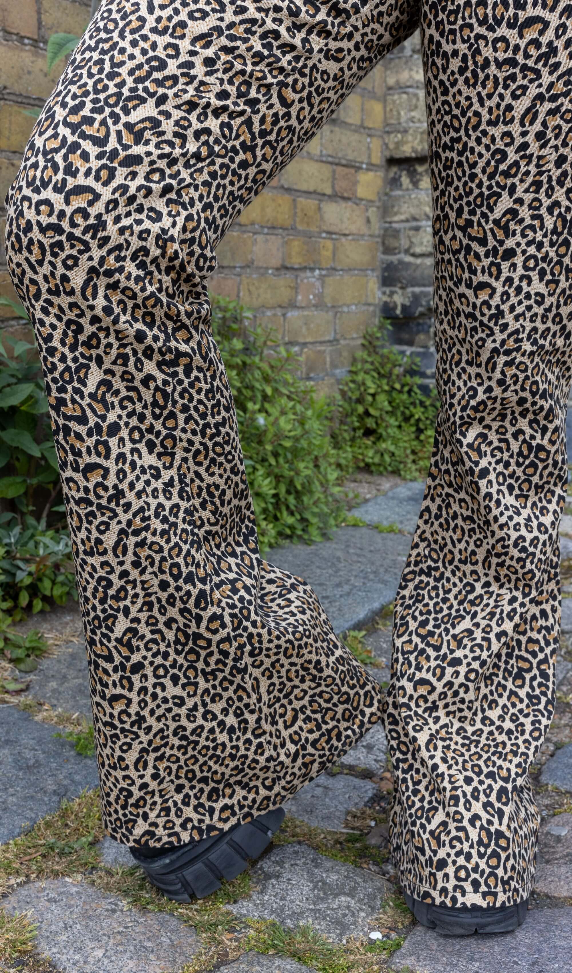 WILD PARTY leopard design pants