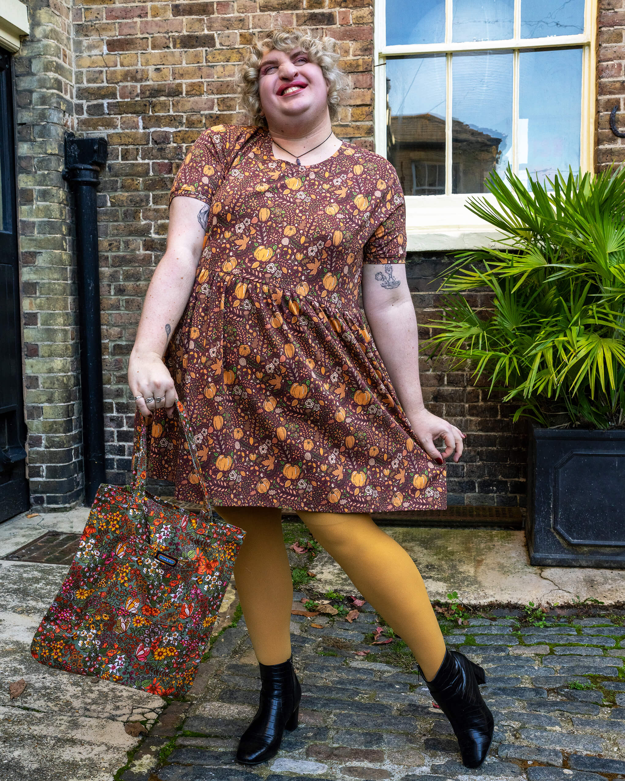 Halloween: Autumn Pumpkin Oversized Smock Dress Run and Fly Halloween: Autumn Pumpkin Oversized Smock Dress Run and Fly